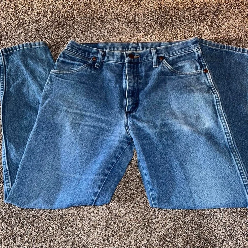 Wrangler blue jeans, Size 32x30